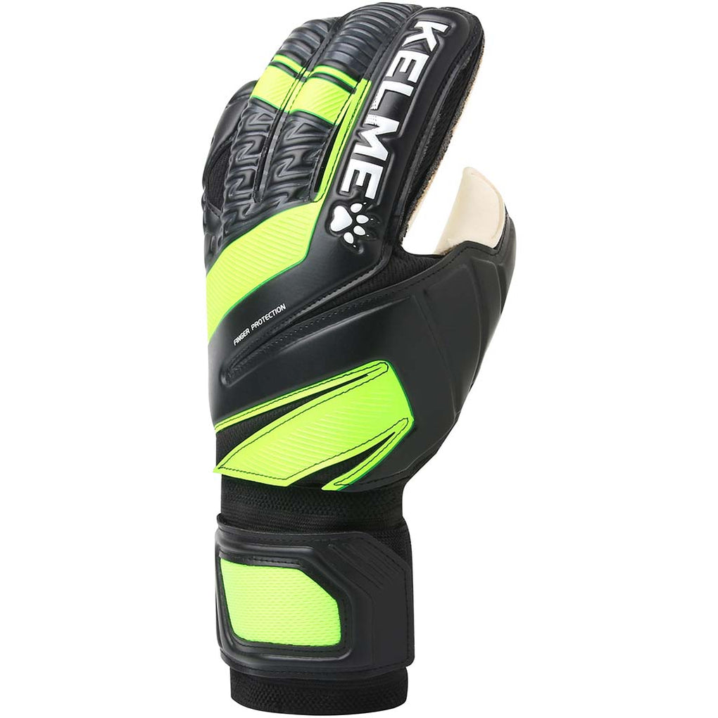 Kelme store goalkeeper gloves